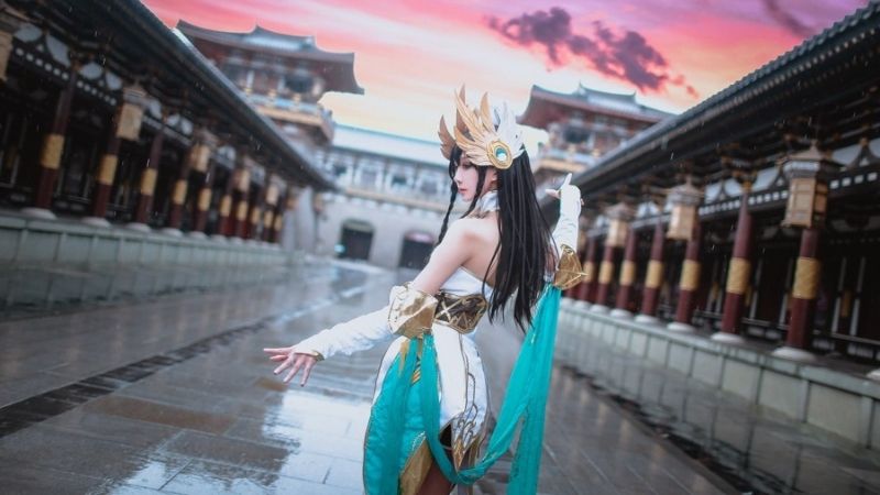 Bộ ảnh cosplay nhân vật Irelia Tiên Kiếm đẹp lung linh và vô cùng chân thật