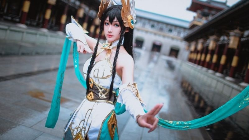 Bộ ảnh cosplay nhân vật Irelia Tiên Kiếm đẹp lung linh và vô cùng chân thật