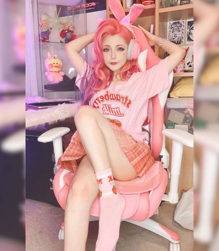 Loạt ảnh cosplay vị tướng Seraphine đáng yêu, quyến rũ trong LMHT