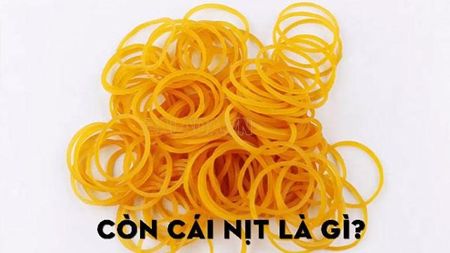 cái nịt là gì