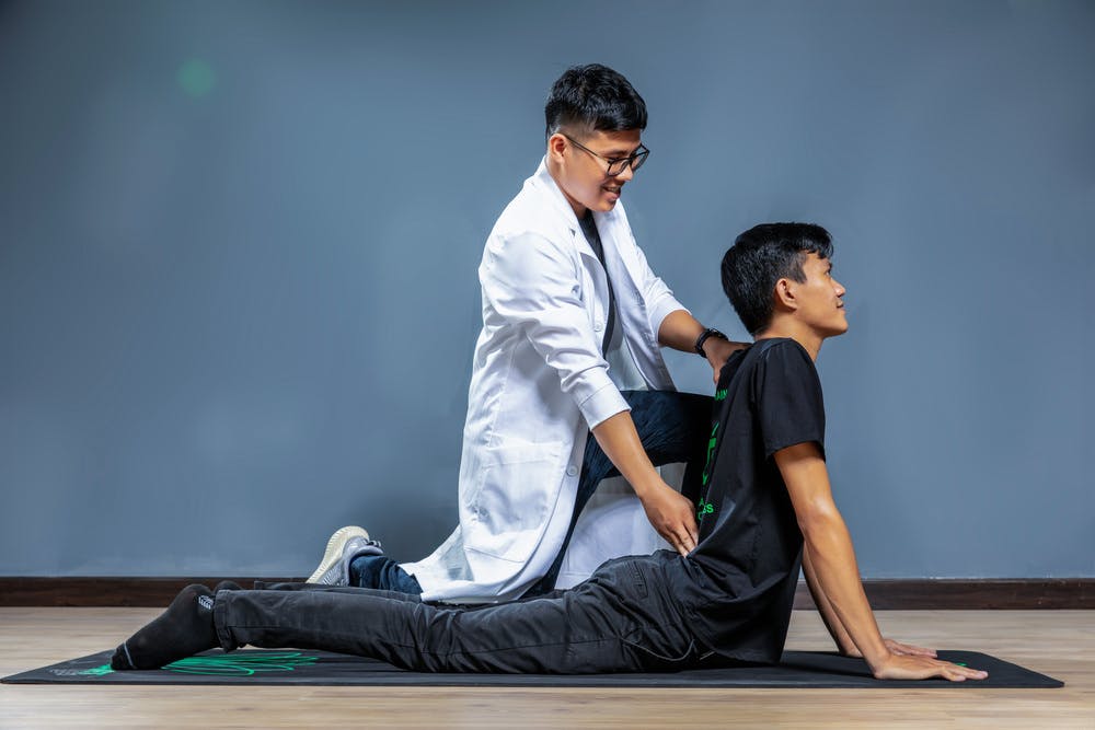 PT là gì? Những điều bạn cần biết về nghề PT