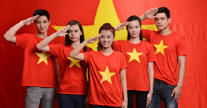 Nghị luận lòng yêu nước (21 mẫu)