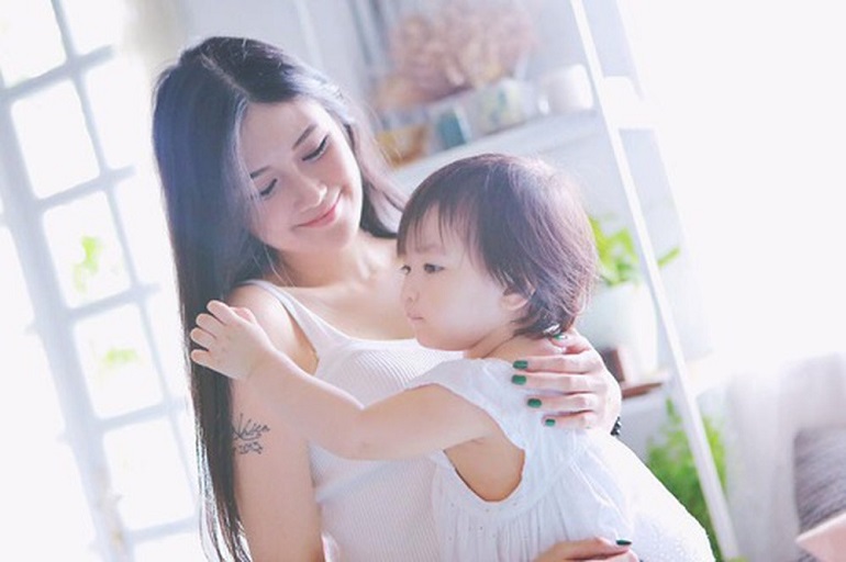 Single Mom nghĩa là gì? 10 điều cần biết về mẹ đơn thân