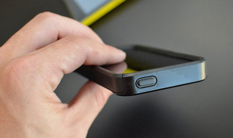 Sửa lỗi iPhone tự tắt nguồn thành công bất ngờ
