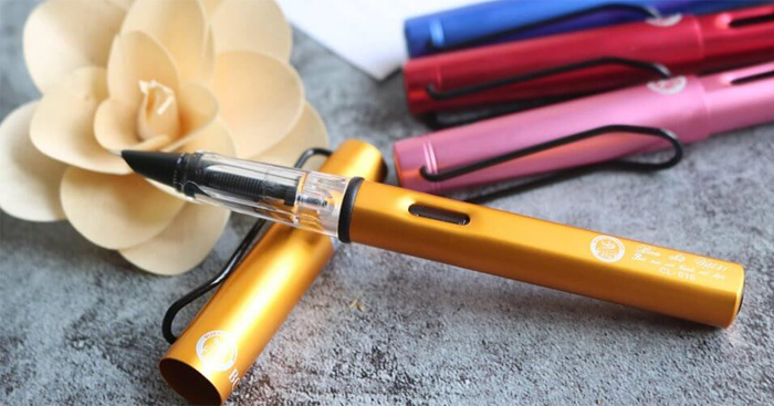 TOP 21 bài văn tả bút máy lớp 4 ngắn gọn