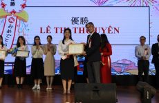 cơ thiếu hoàng là ai