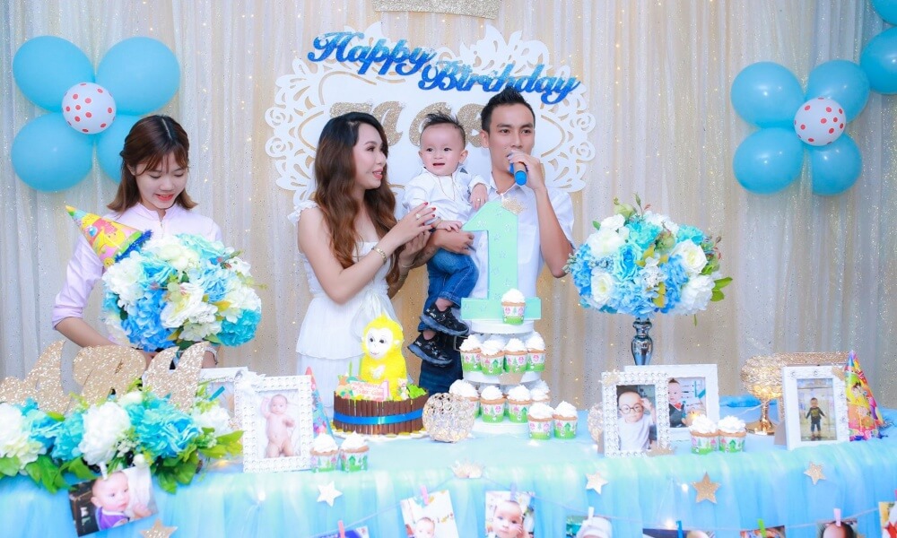 8+ lời dẫn chương trình sinh nhật hay và hấp dẫn dành cho cha mẹ và công ty