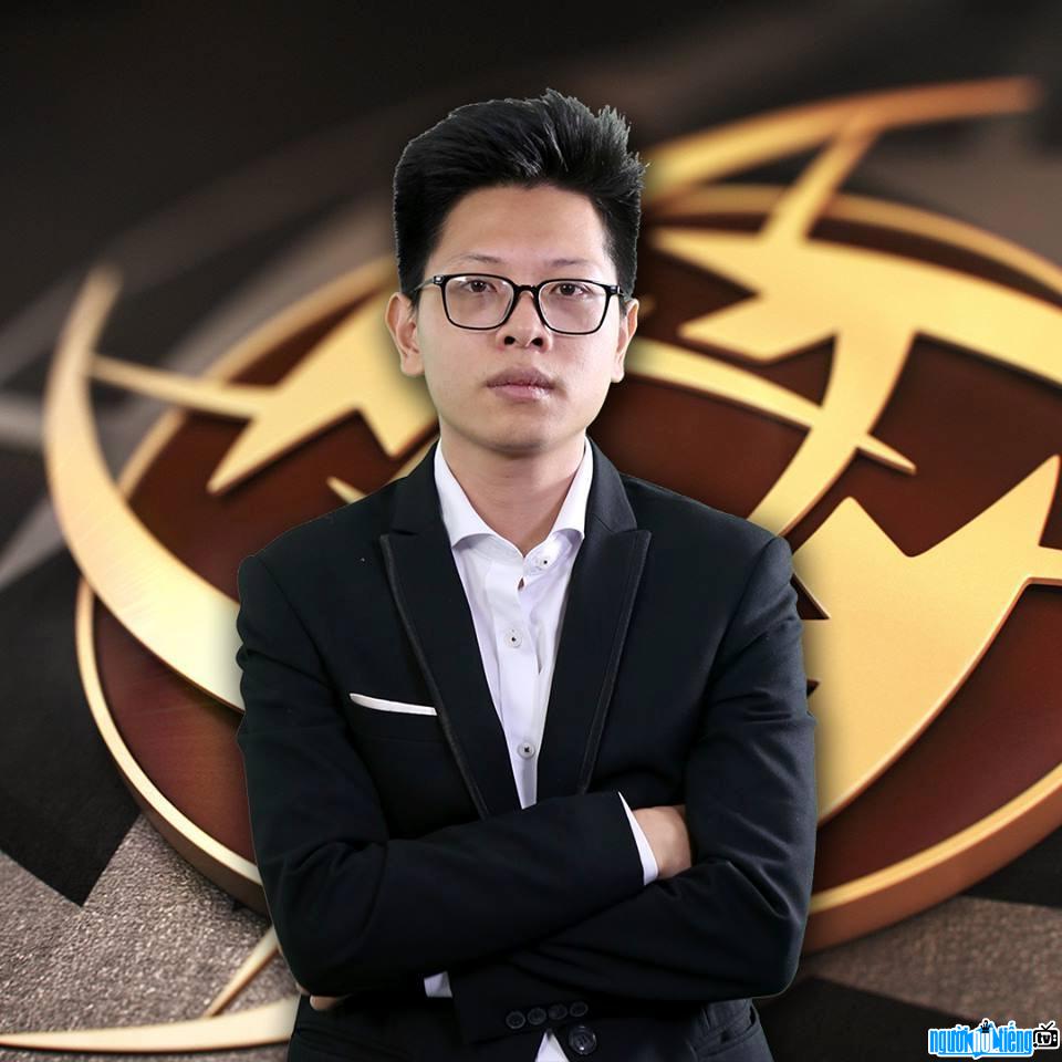 Streamer Bomman