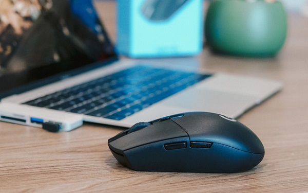 Hướng dẫn cách kết nối chuột không dây với máy tính, laptop | GIA TÍN Computer