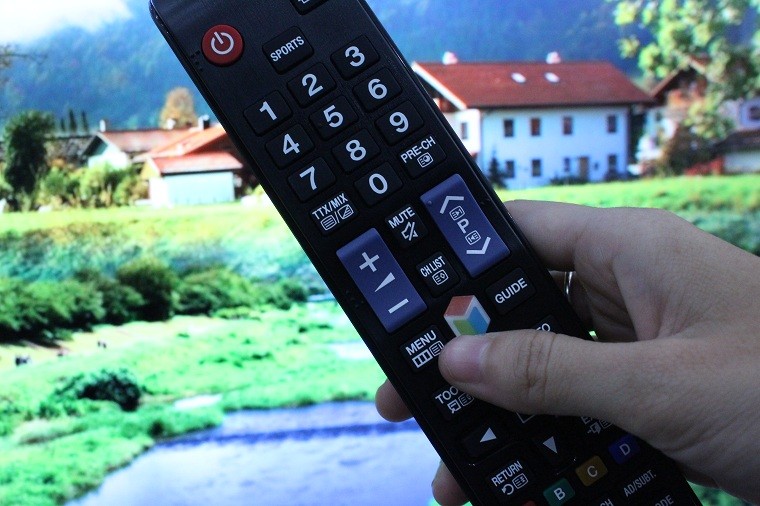 cách xem youtube trên tivi samsung