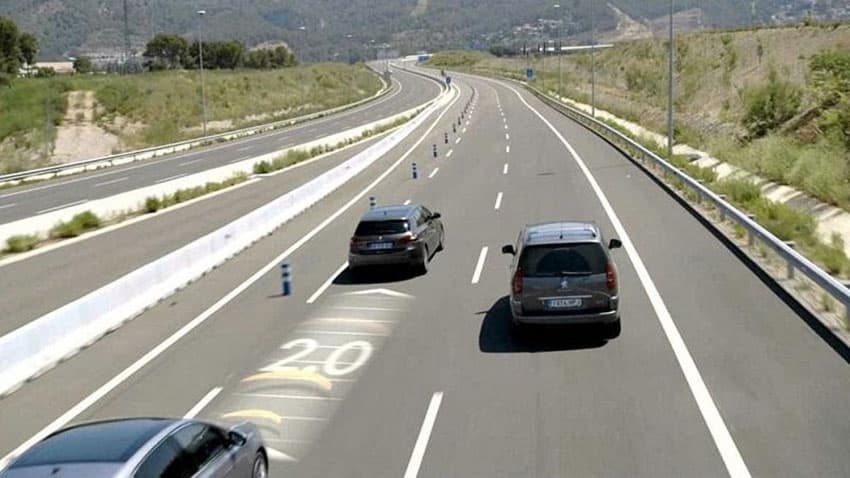 Tìm hiều chi tiết về hệ thống Cruise Control trên xe oto