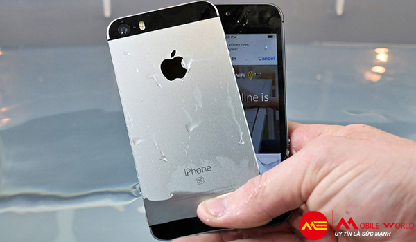 Điểm danh các mẫu iPhone có thể chống nước từ nhà Apple
