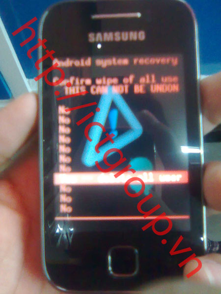 Phá mật khẩu Samsung Galaxy Y S5360 hard reset soft reset khôi phục cài đặt gốc