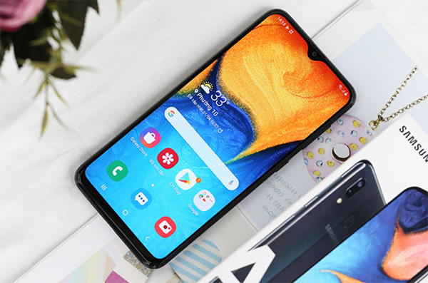 TOP 8 điện thoại giá rẻ cấu hình cao cực hấp dẫn