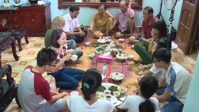 tranh vẽ gia đình 4 người