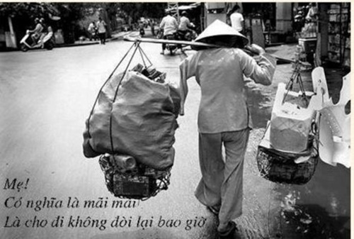 Hình ảnh cha mẹ vất vả ý nghĩa cảm động lay động hàng triệu trái tim bật khóc trong lễ vu lan - Thư viện hình ảnh đẹp