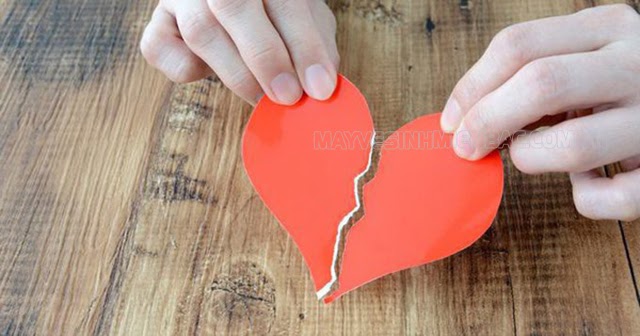 Đây sẽ là màu an toàn, đẹp trên mọi màu da và không yêu cầu makeup đi kèm