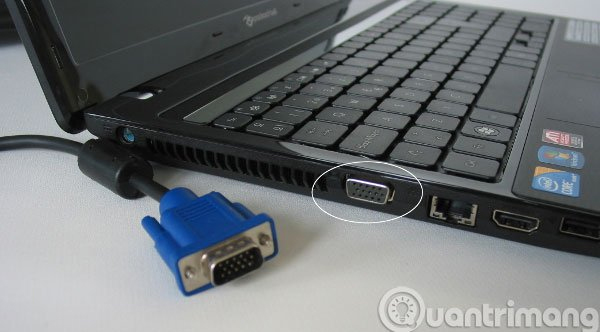 Hướng dẫn kết nối máy chiếu với máy tính, laptop