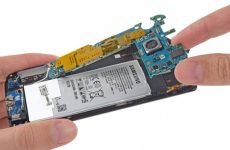 điện thoại còn 50 pin có nên sạc
