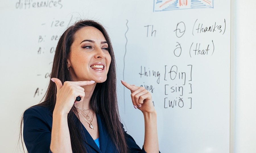 Nguyên âm và Phụ âm trong tiếng Anh | 4Life English Center