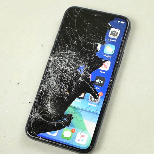 iphone bị loạn cảm ứng