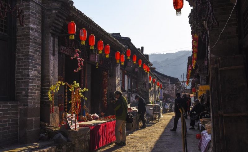 lữ hành là gì