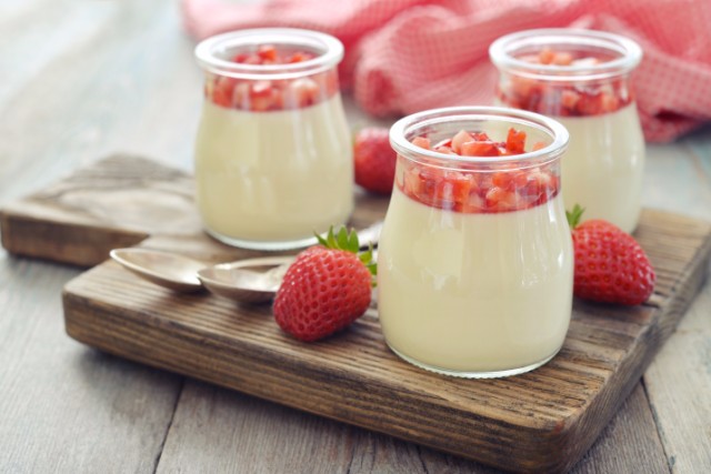 Panna Cotta là gì? Cách làm Panna Cotta 3 lớp hấp dẫn