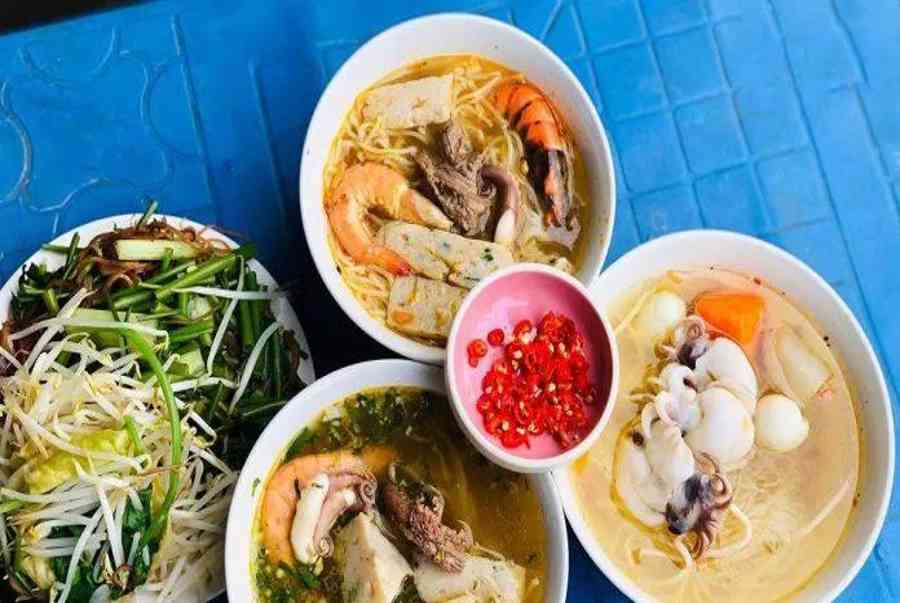 Shin Ye Eun cực kì xinh đẹp và nữ tính với mái tóc dài tự nhiên của mình (nguồn :internet)