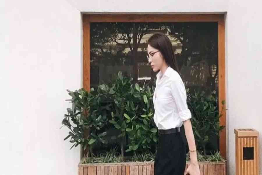 cách chữa đuôi tóc khô xơ